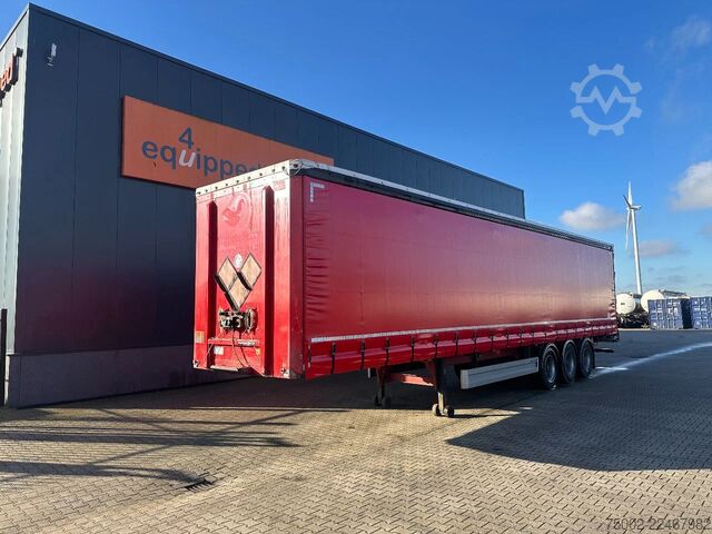 Sliding tarpaulins Pacton NIEUWE ZEILEN / alu zijborden + planken / hardh...