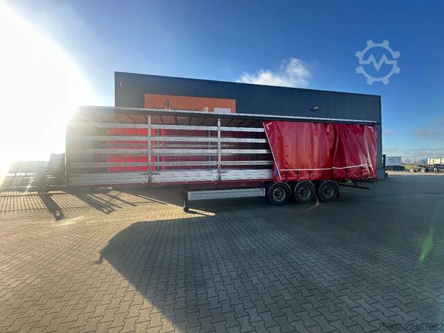 Sliding tarpaulins Pacton NIEUWE ZEILEN / alu zijborden + planken / hardh...
