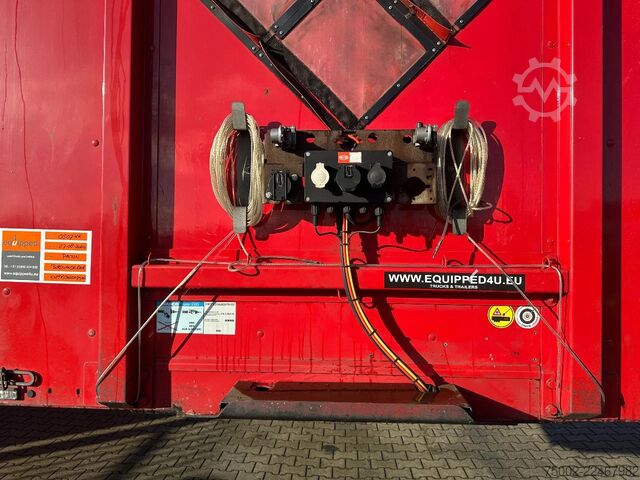 Sliding tarpaulins Pacton NIEUWE ZEILEN / alu zijborden + planken / hardh...