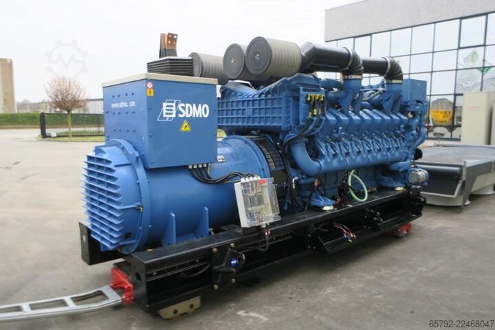 2008 MTU 16V4000G63 - 2200 KVA MTU 16V4000G63