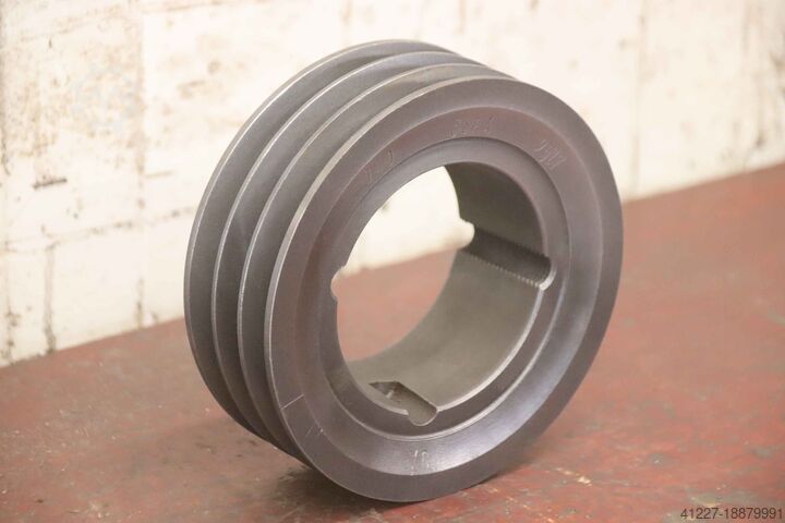 V-belt pulley 3-groove Guss SPA 140  2517  (13 mm)