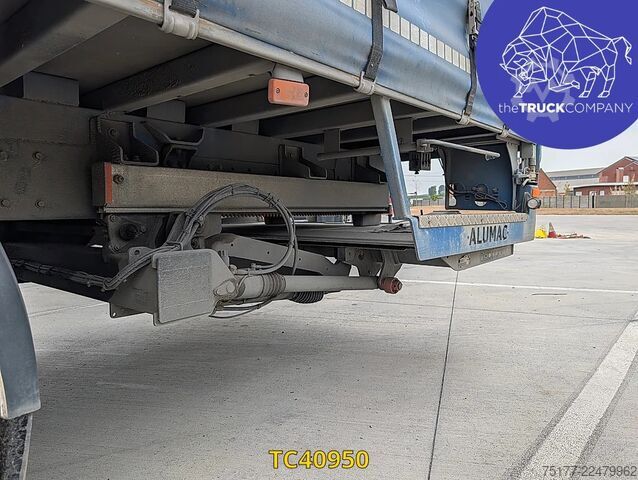 Sliding tarpaulin Iveco EuroCargo 180 E28