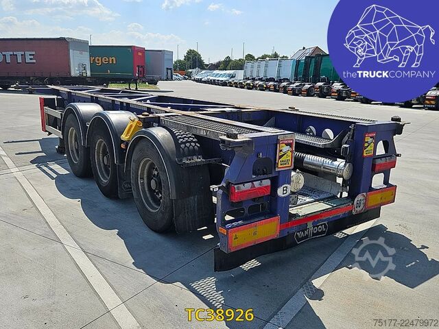 Container transportation Vanhool 30 ‘ , 20’. ADR