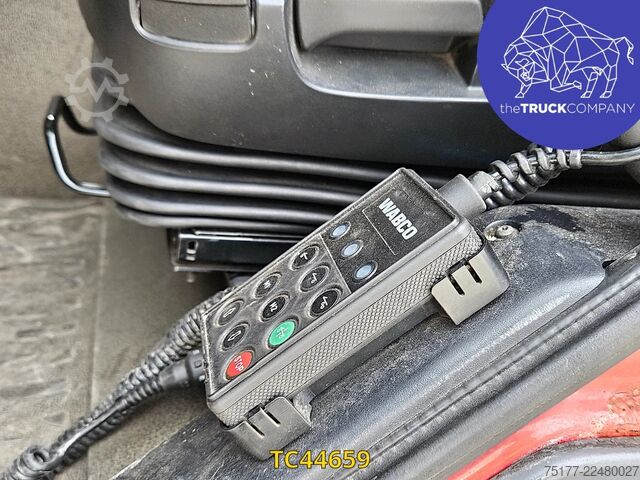 Standard-SZM DAF CF 460