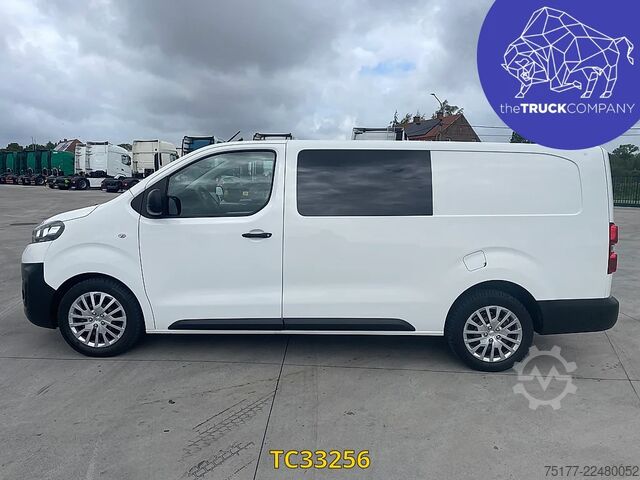Panel van Opel Vivaro 2.0 CDTI DUBBELE CABINE - 5 ZITPLAATSEN