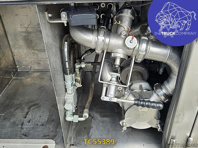 Tanker truck Renault T 440