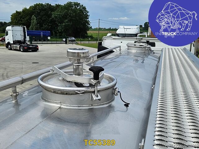 Tanker truck Renault T 440