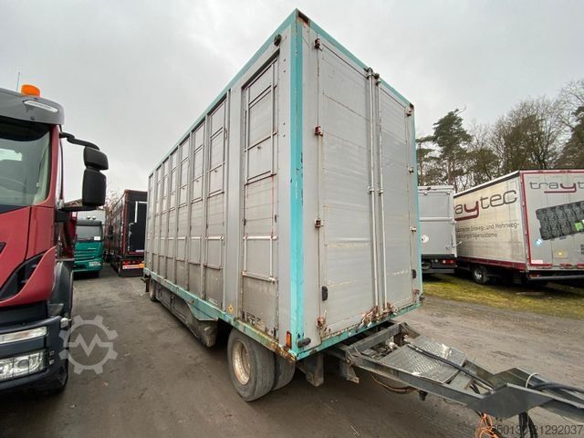 Pferdeanhänger MENKE-JANZEN 3.Stock Viehanhänger 56m² 40 km/h Zulassung