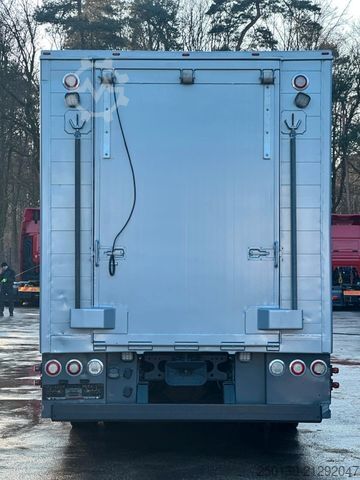 Viehtransporter LKW MERCEDES-BENZ Actros 1830L 4x2EU6e 1.Stock FINKL *Original KM*