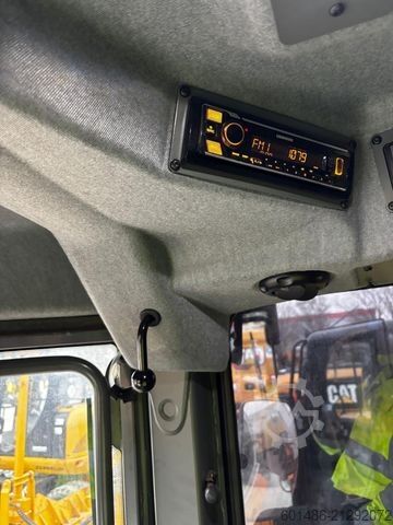 Straßenwalze LIEBHERR PR 726 LGP