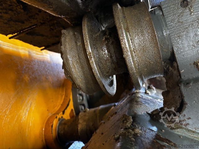 Straßenwalze LIEBHERR PR 726 LGP