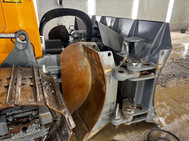 Straßenwalze LIEBHERR PR 726 LGP