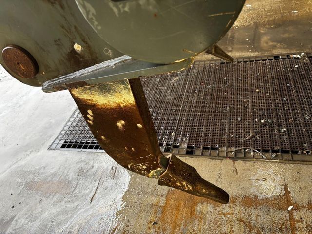 Straßenwalze LIEBHERR PR 726 LGP