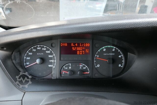 Box van iveco Daily 35 S11 C30C AUTOMATIK KAMERA Regale LUFT DURCHGANG EURO-5 CoC