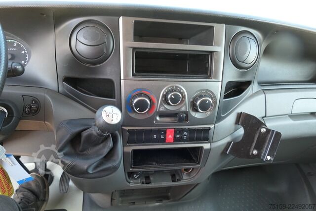 Box van iveco Daily 35 S11 C30C AUTOMATIK KAMERA MAXI KAMERA Regale LUFT - EURO 5 - CoC