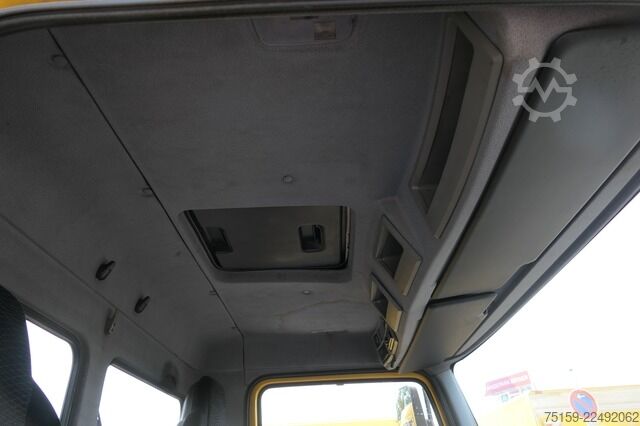 Swap body truck mercedes-benz KAMAG WBH 25 Wiesel Sattelkupplung Umsetzfahrz.