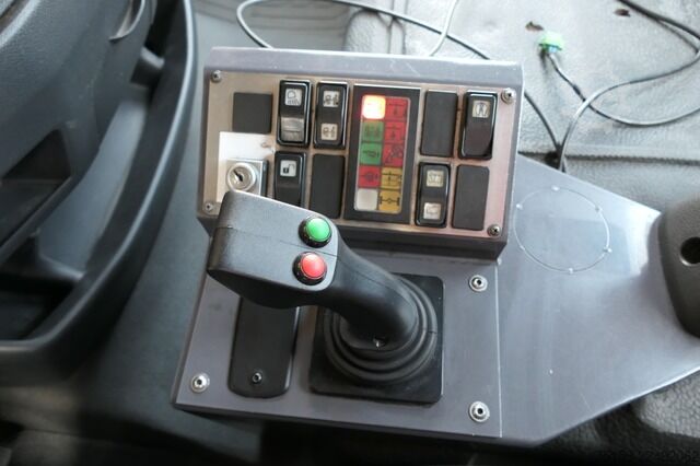 Swap body truck mercedes-benz KAMAG WBH 25 Wiesel Sattelkupplung Umsetzfahrz.