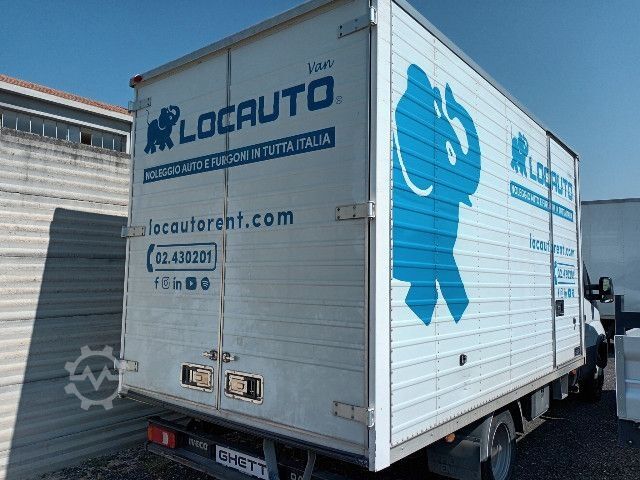 LKW mit Kofferaufbau IVECO 35C14