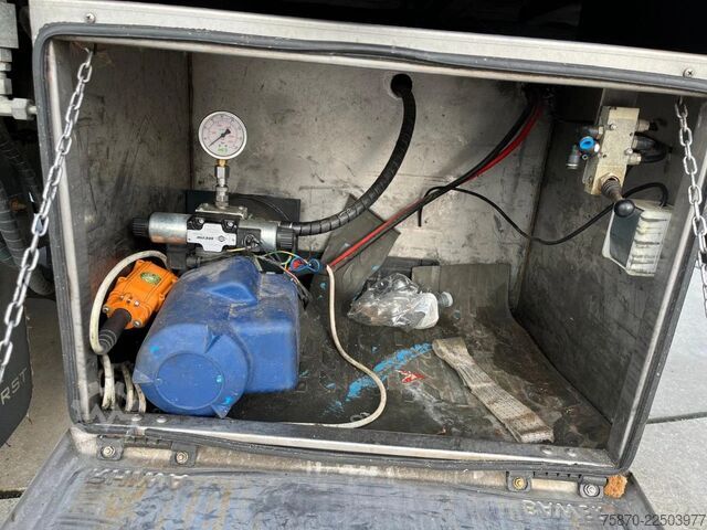 Cattle transport DAF XF 440 FAN Euro 6 inclusief Cuppens trailer