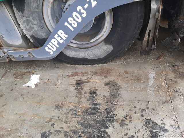 Asphalt paver Vögele SUPER 1803-2