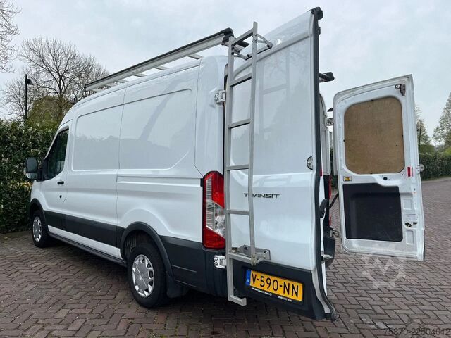 Lieferwagen Doppelkabine Ford Transit FCD