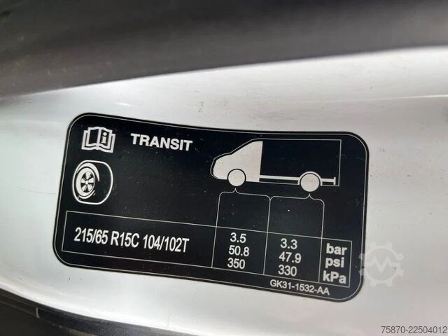 Lieferwagen Doppelkabine Ford Transit FCD