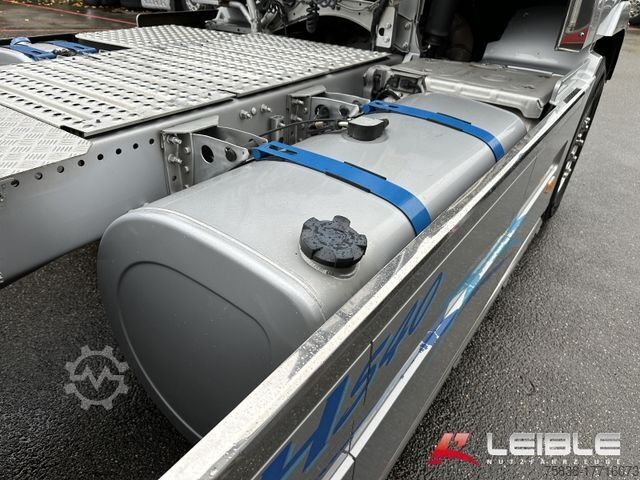 Standard tractor unit VOLVO FH 540 Globe XL *Ocean Race Limited Edition*