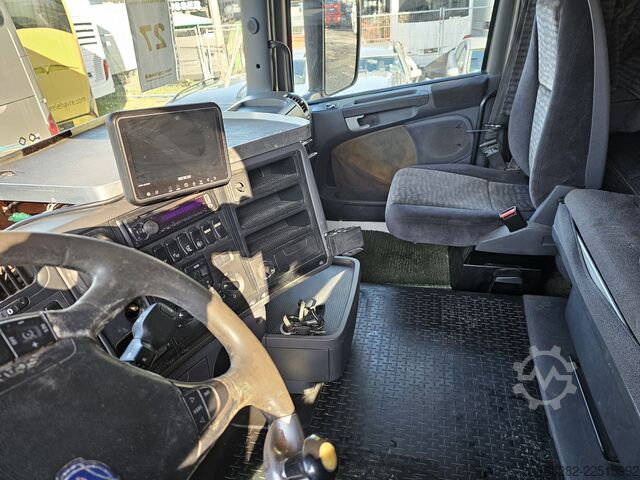 Roll-off tipper truck SCANIA R480LB 8X4*4HHA MOTORSCHADEN! 3-Pedal J