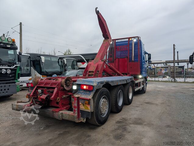 Roll-off tipper truck Volvo FH520 -37 8X4 JOAB Lift+Lenkachse Blatt/