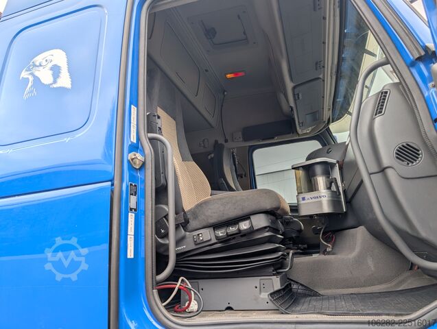 Roll-off tipper truck Volvo FH520 -37 8X4 JOAB Lift+Lenkachse Blatt/
