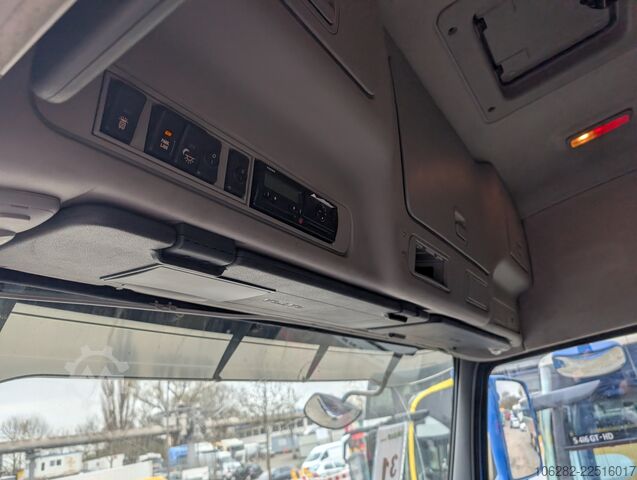 Roll-off tipper truck Volvo FH520 -37 8X4 JOAB Lift+Lenkachse Blatt/