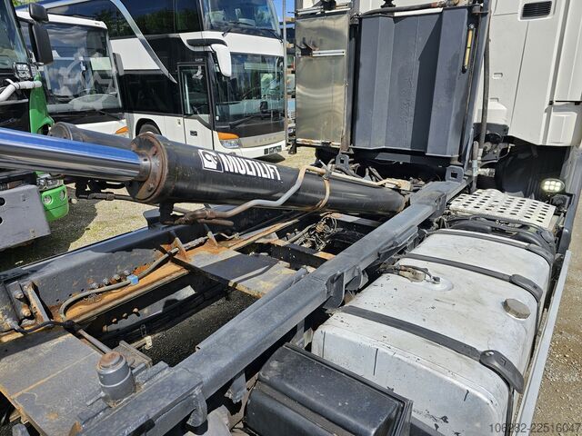 R500LB6X2 HHZ V8 Leaf/Leaf ROBSON 6x4 3 Pedals SCANIA R500LB6X2 HHZ V8 Blatt/Blatt