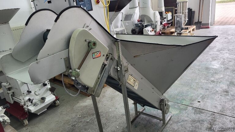 Conveyor belt with speed control MTF Technik 160 x 30