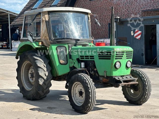Hofschlepper DEUTZ-FAHR D 6206 Traktor