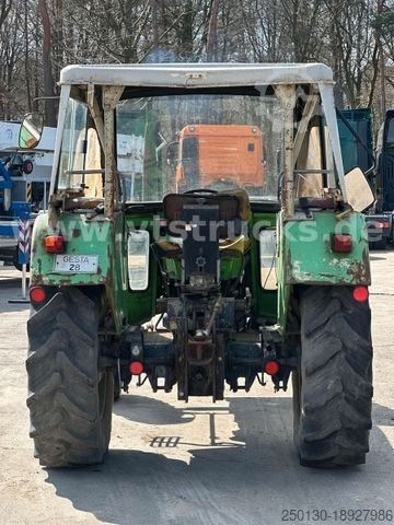 Hofschlepper DEUTZ-FAHR D 6206 Traktor