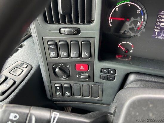 Flatbed truck with tarp SCANIA P 250 4X2, EDSCHA-VERDECK, VOLL-LUFT, E6, JUMBO