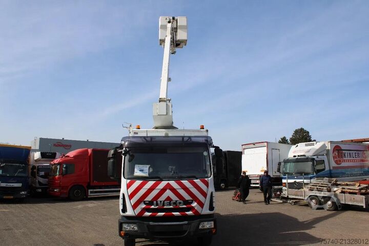 Hebebühne Iveco Eurocargo 120EL18 + COMET + EURO 5