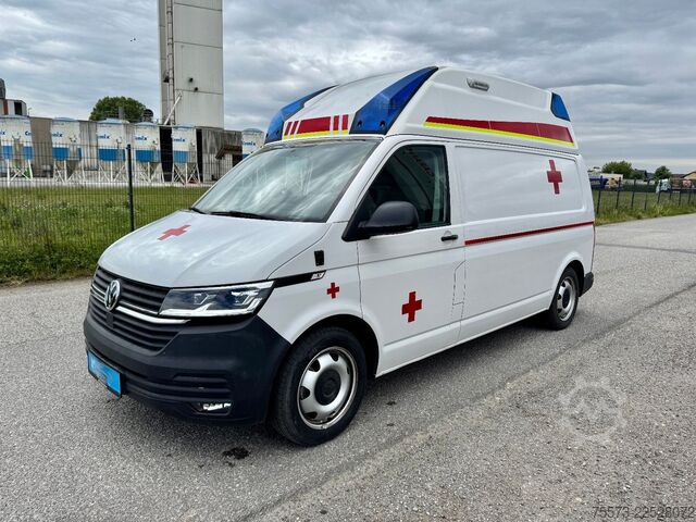 Feuerwehrfahrzeug VW VW T6.1, 4-Motion, mit Trage und Sessel