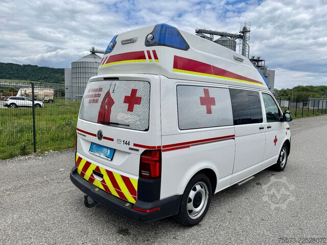 Feuerwehrfahrzeug VW VW T6.1, 4-Motion, mit Trage und Sessel