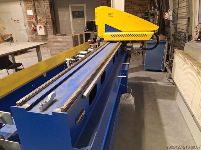 Milling machine Schüco MFM AF 200