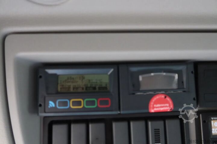 Refrigerated/freezer transport Volvo FE Volvo FE 280 4x2 Carrier Supra 1250 Koel/Vri...