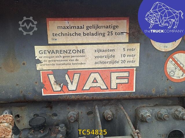 Container transportation Mercedes-Benz Actros 3235