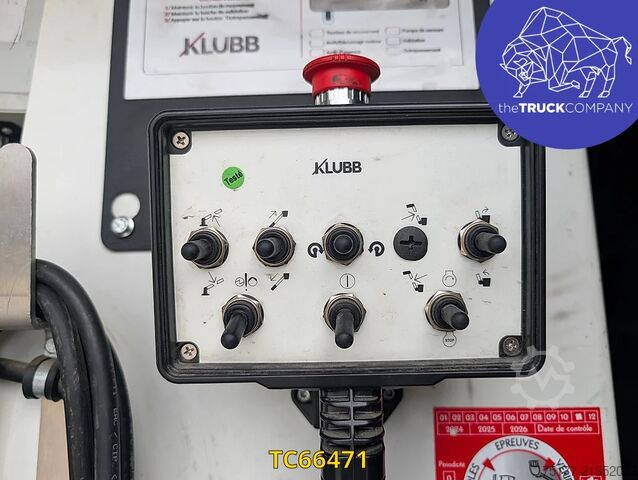 Lifting platform Renault Master 145.35 nacelle