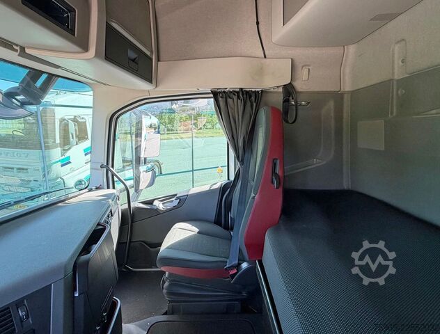 Standard SZM VOLVO FH 13.420 EURO 6 FULL SPOILER 2x TANKS ONLY 566.