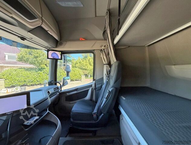 Kühlkoffer-LKW DAF XG 480 EURO 6E FAR 50 CC COMBI FLOWER WIDE CARRI