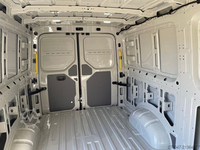 High top van MAN TGE 3.200 L3H2 Kasten 4x4 Individual S ACC STHZ