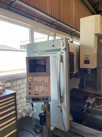 Vertical machining center Deckel Maho DMC 635 V