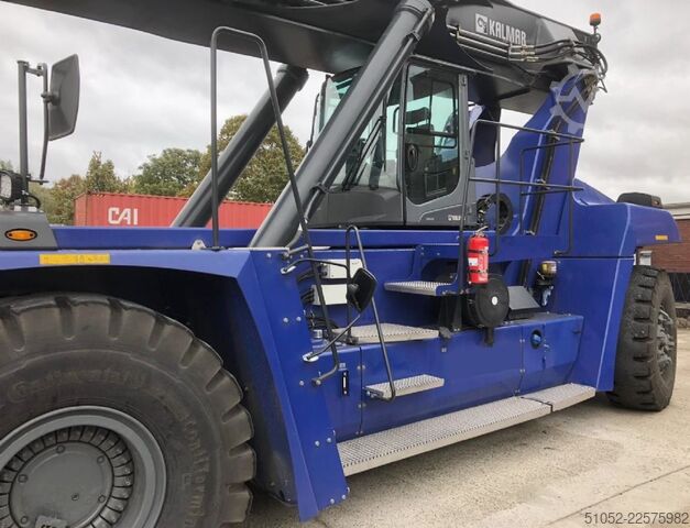 Full-container reach stacker Kalmar DRG450-60S5