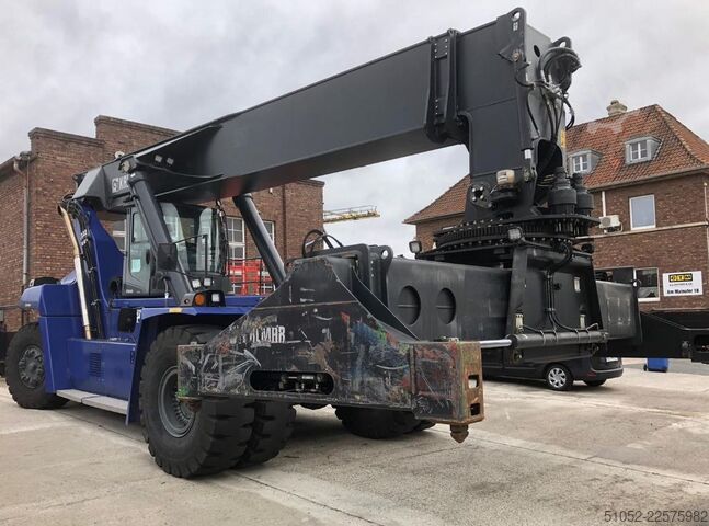 Full-container reach stacker Kalmar DRG450-60S5