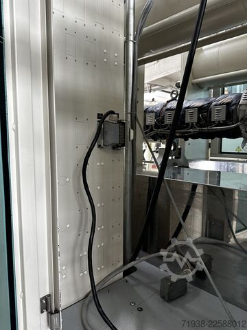 Injection molding machine KraussMaffei KM 420-4300 CX